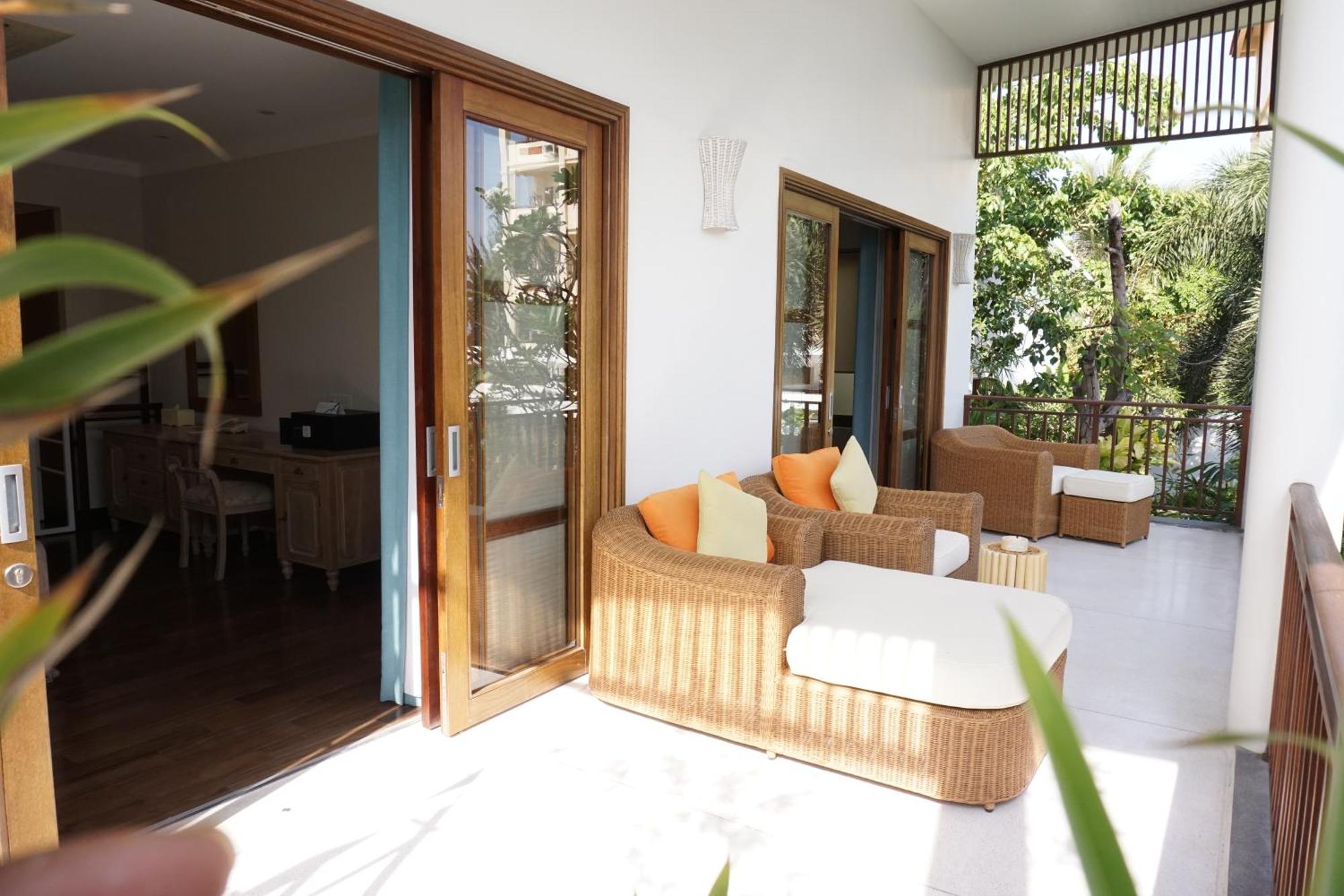 Sea View Suite